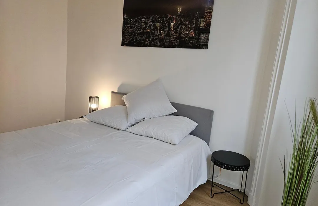 Appartement A Paris Clichy-1