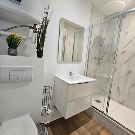 Appartement A Paris Clichy-2