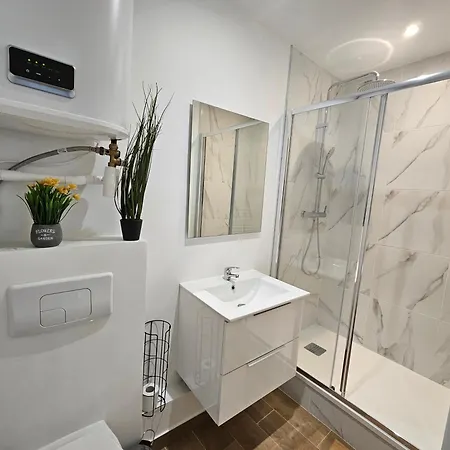 Appartement A Paris Clichy-3
