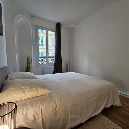 Appartement A Paris Clichy-2