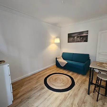 Appartement A Paris Clichy-3